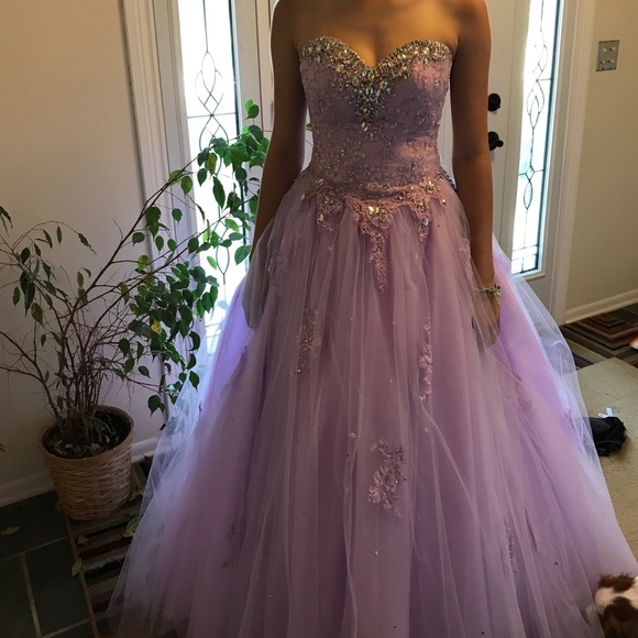 Prom dress - Picture 2 of 2